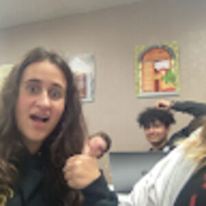 Meet your Posher, Alexis